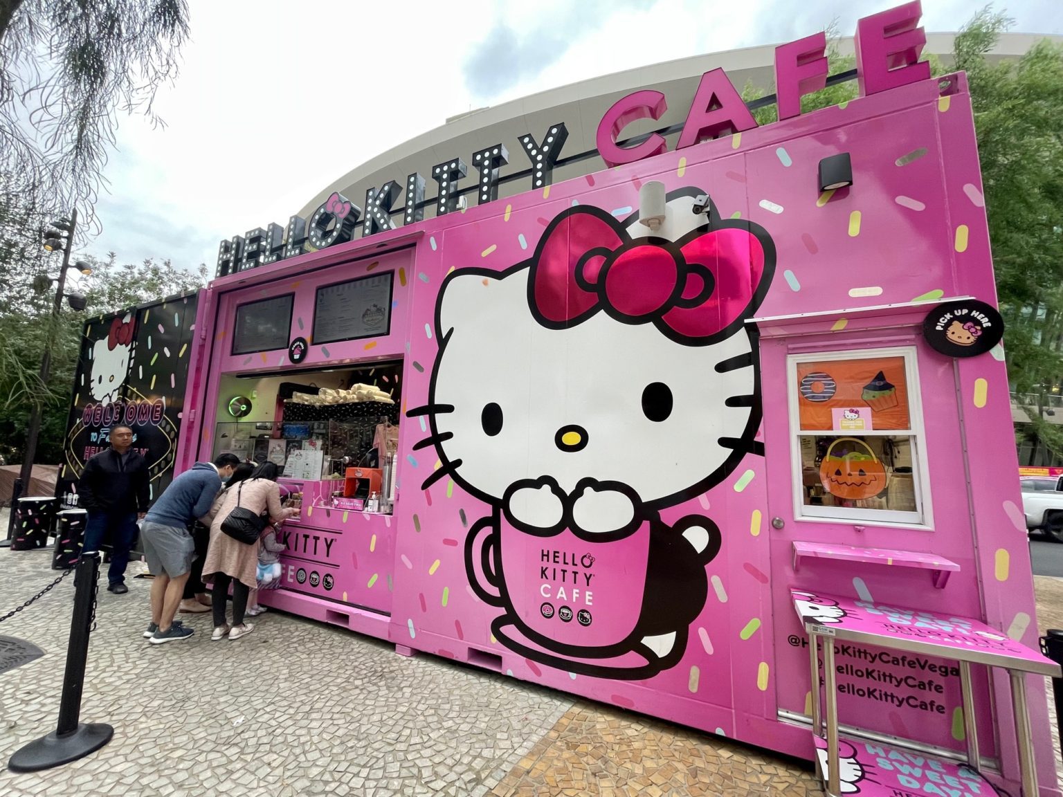 Hello Kitty Cafe Las Vegas - Life In Wanderlust